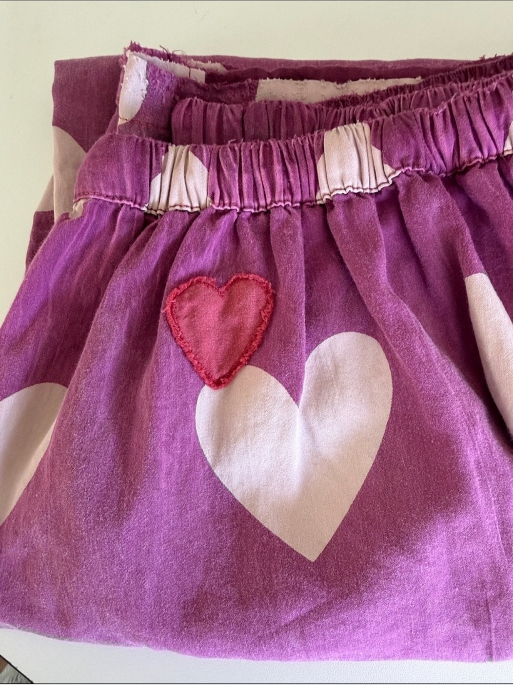 Magnolia Pearl Heart Garcon Penny Pants One Size - Picture 9 of 15